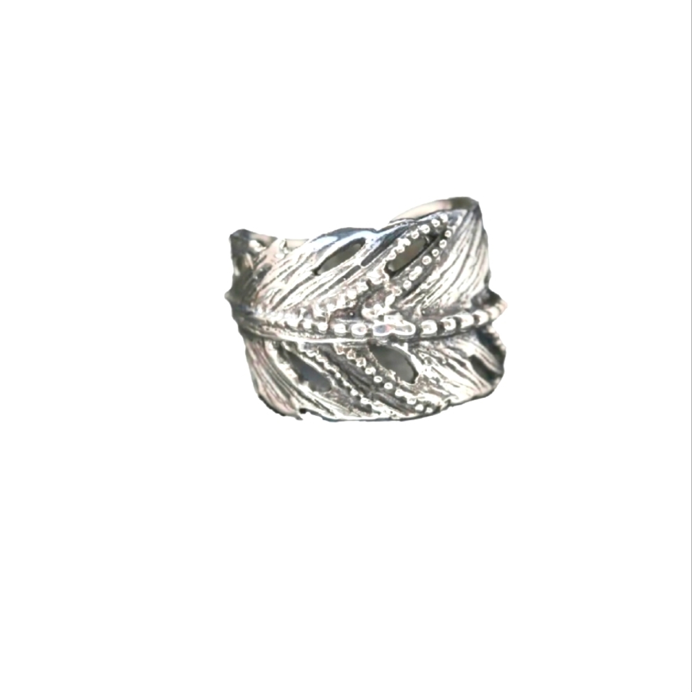 🥰 CURVY FEATHER RING
